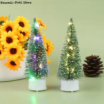 1/12 Dollhouse Noel ağacı sedir modeli süsler Dollhouse Diy minyatür ışık yayan Noel ağacı aksesuarları