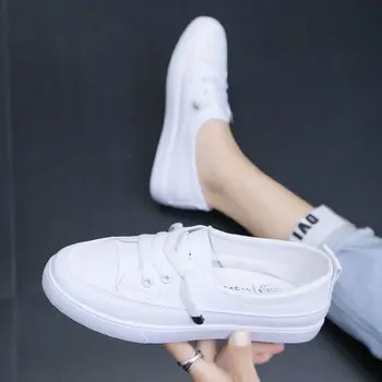 2021 Düşük Platformu Ayakkabı Kadın Ayakkabı Kadın Pu Deri Yürüyüş Sneakers Loafer'lar Beyaz Düz Kayma Vulkanize rahat ayakkabılar
