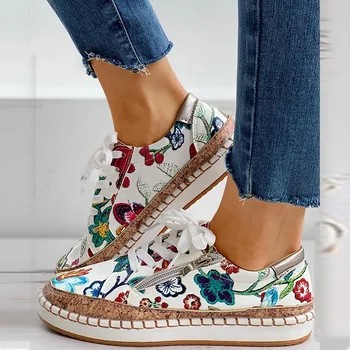 2023 Kadın vulkanize ayakkabı Çiçek Baskılı Dantel-Up Kadın düz ayakkabı Moda Platformu Bayanlar Rahat Çiçek Kaykay Ayakkabı