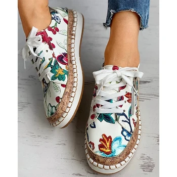 2023 Kadın vulkanize ayakkabı Çiçek Baskılı Dantel-Up Kadın düz ayakkabı Moda Platformu Bayanlar Rahat Çiçek Kaykay Ayakkabı Görüntü 2