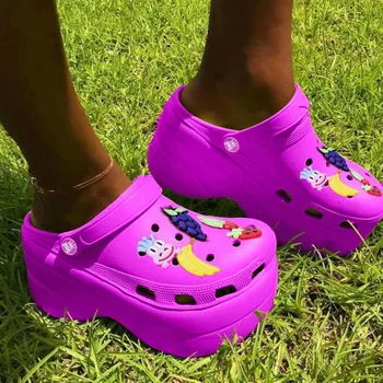 Ayakkabı Kadın Yüksek Topuklu Marka Yeni 2020 Kalın Platform Delik Ayakkabı Yaz Kadın plaj sandaletleri Terlik Kadın Ayakkabı Sandalet