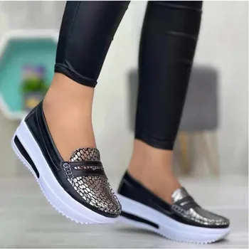 Kadın vulkanize ayakkabı Yaz Sneakers Yumuşak vulkanize ayakkabı Slip-On Kalın Taban Rahat kadın ayakkabısı Loafer'lar Chaussure Femme