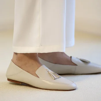 Moda Kadın Loafer'lar Kore Tarzı Basit düz ayakkabı Yumuşak Hakiki Deri Yuvarlak Ayak Bayan Katır İlkbahar Sonbahar Kadınlar Flats