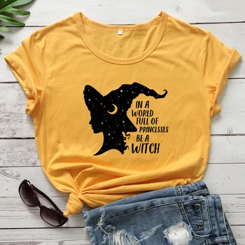 Prenseslerle Dolu Bir Dünyada Bir Cadı T-shirt Vintage Kadınlar Cadılar Bayramı Tshirt Estetik Yıldızlı Temel Cadı Grafik Tees Tops