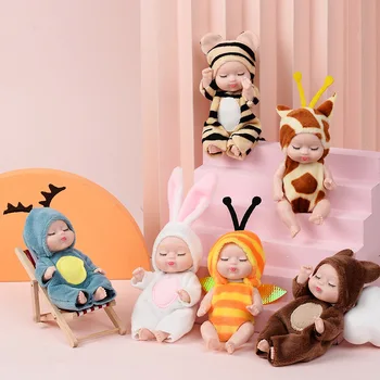 Sıcak Satış Sevimli Hayvan Bebek Bebek 3.5 inç Geyik / Arı / Ayı Uyku Bebek Simüle Yeniden Doğmuş Bebek Bebek çocuk Oyuncak Giysileri ile