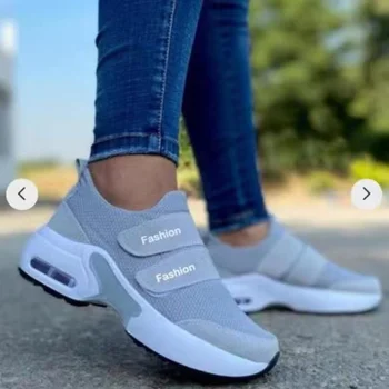 Yeni Kadın Sneakers Kama spor ayakkabı Kadın vulkanize ayakkabı Rahat Platformu Bayanlar Sneakers 2 ışık Zapatillas Mujer Ayakkabı