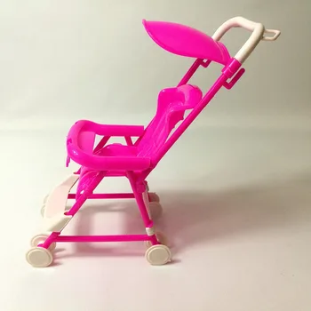 Çocuk Oyun Evi kreş mobilyası Arabası Plastik Arabası Aksesuarları Oyuncaklar Barbie Kelly Boyutu Bebek Kız en iyi Kukla Çocuk Hediye Görüntü 2
